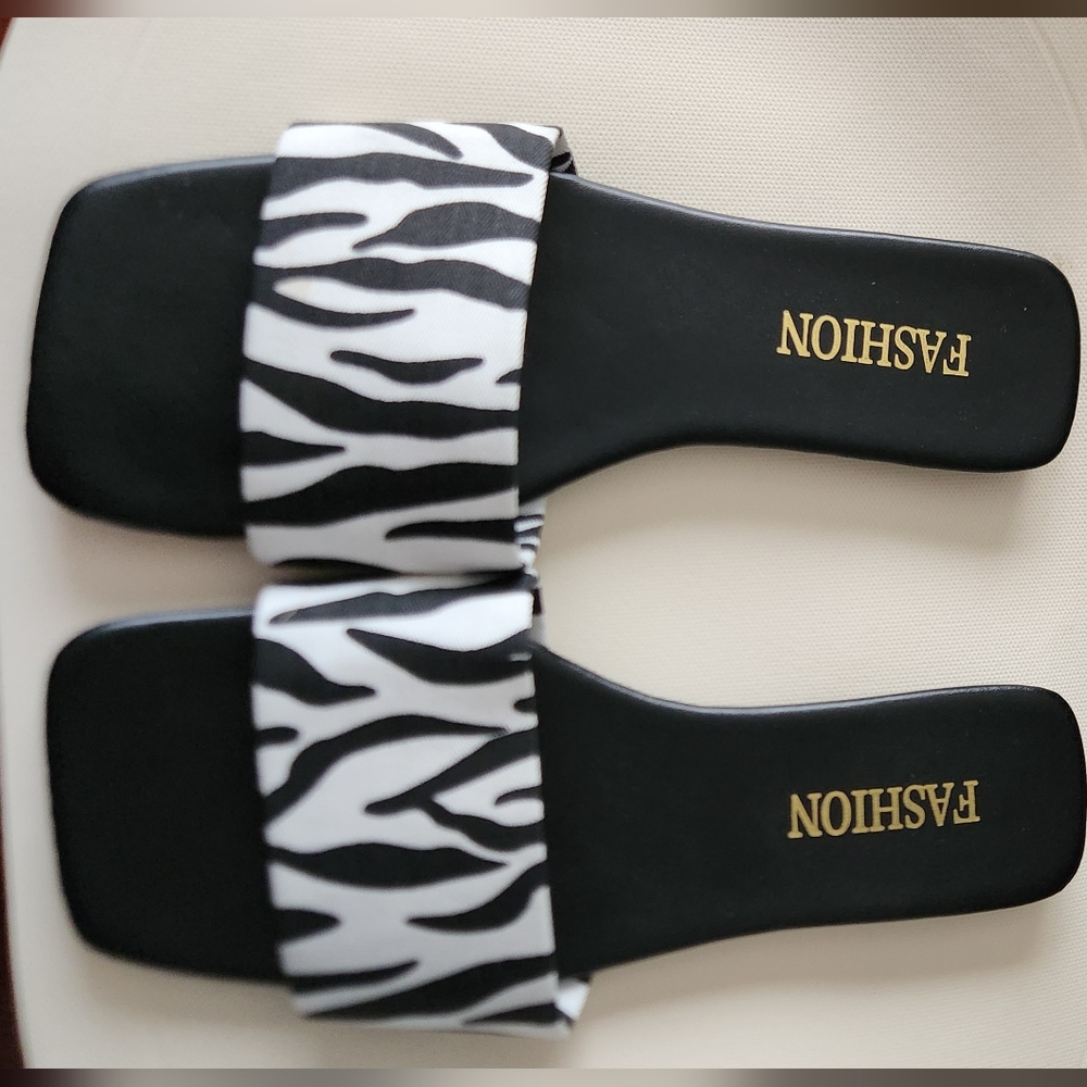 Black and White Zebra Print Mules